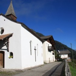 Kirche und Gasthof